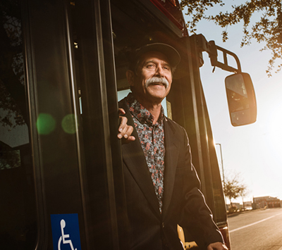 VIA22_Newsroom Seniors Ride Free 2 400×355