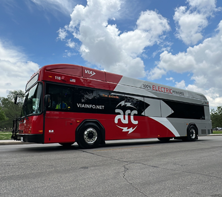 VIA23 ARC Electric Bus 450×400
