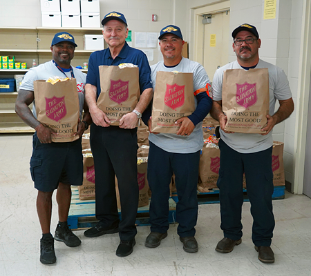 VIA23_UnitedWay 450x400 United Way Volunteers