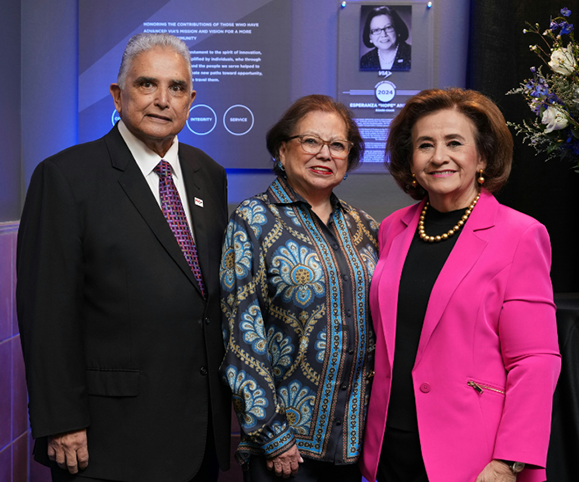 Hall of Honor - Hope Andrade with VIA Chair Fernando Reyes and his wife Norma.